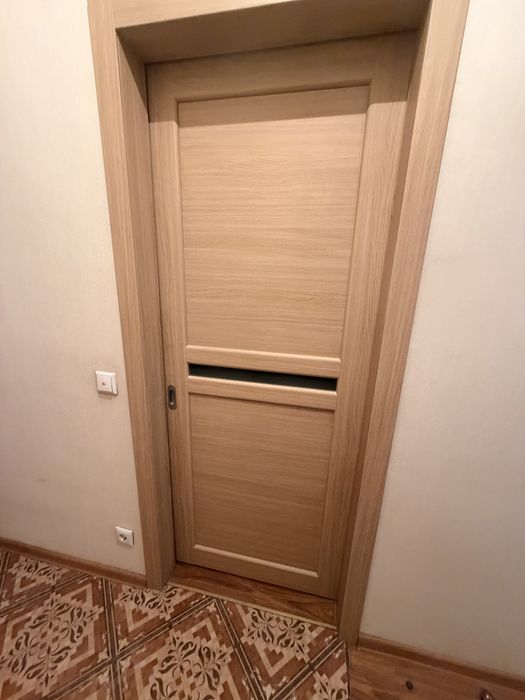 Продам двери межкомнатные