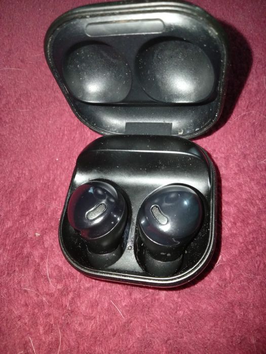Наушники Samsung Sound by AKG