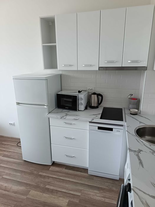 Дава се под наем Едностаен апартамент в к.к. Св.Св. Константин и Елена - 40 кв.м за 331.5 € - Снимка #6