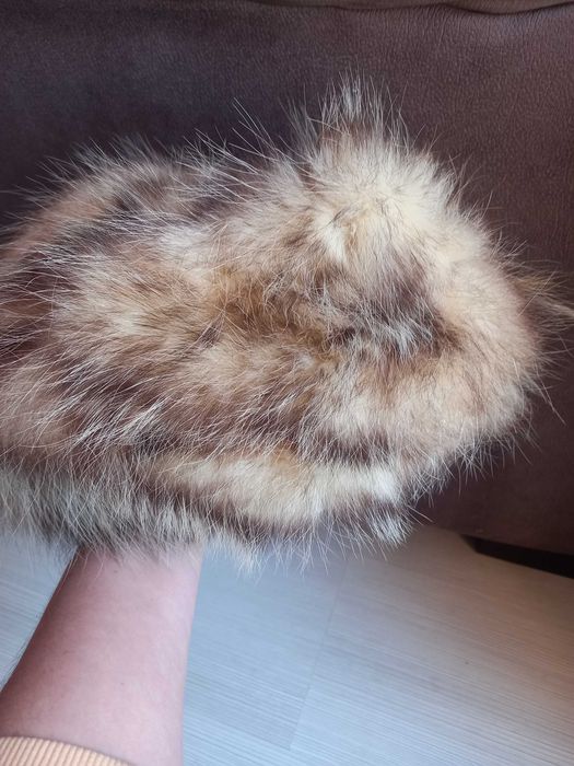 Шапка естествена кожа