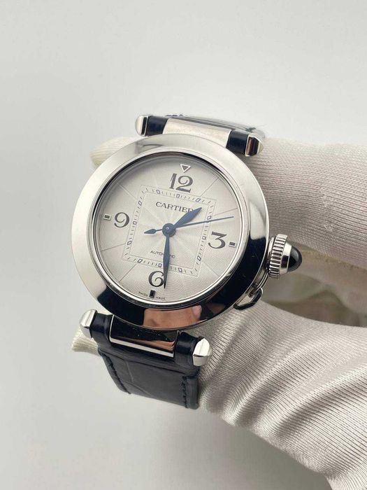 Часы Cartier Pasha