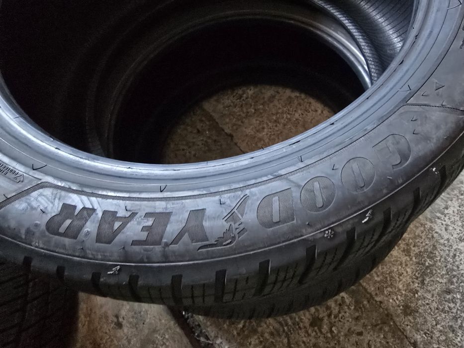 Goodyear 245/45 R18 100H MS iarnă
