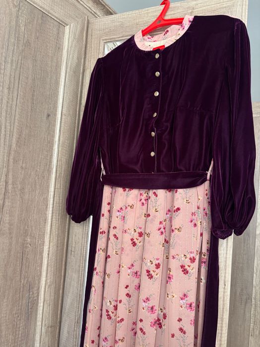 Платья в отличном состоянии