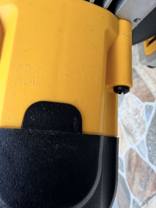 Fierăstrău circular Dewalt 2026
