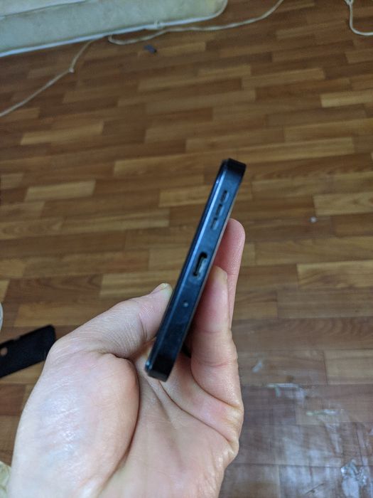 Продам телефон бу
