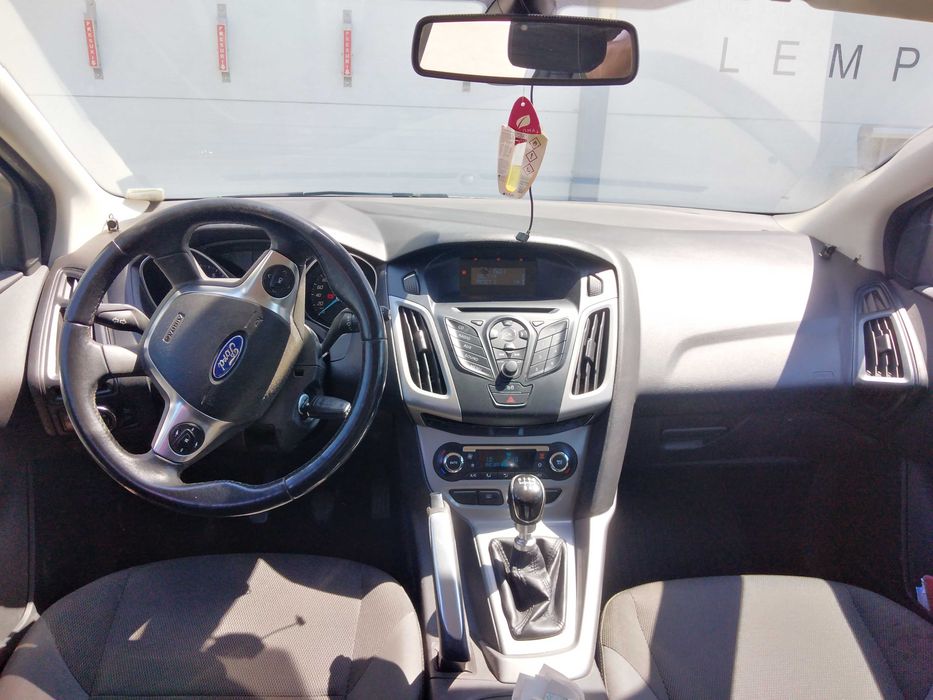 FORD Focus 2012 — imagine 5