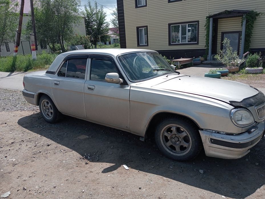 Продам  автомобиль ГАЗ 31105