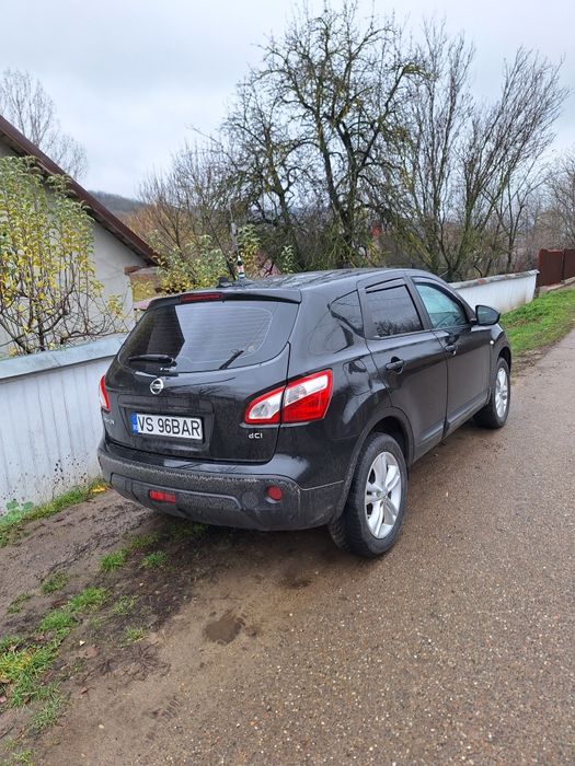 Nissan quaschai j 10 2014