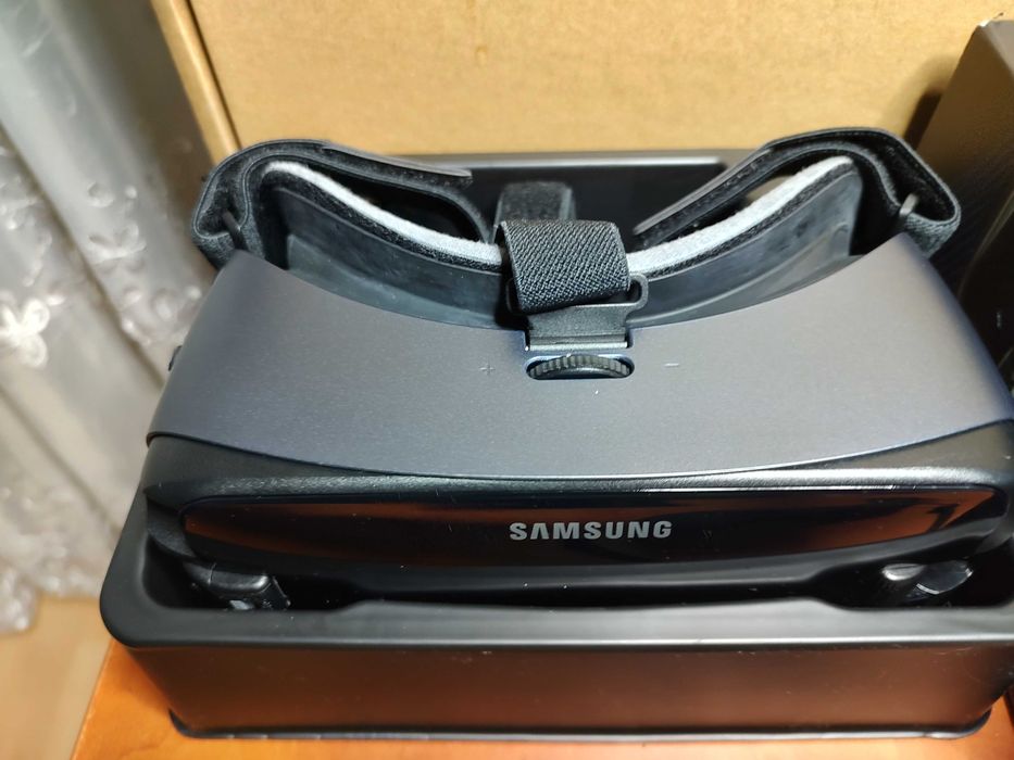 Ochelari realitate virtuala Samsung Gear VR R325+ Controller Oculus