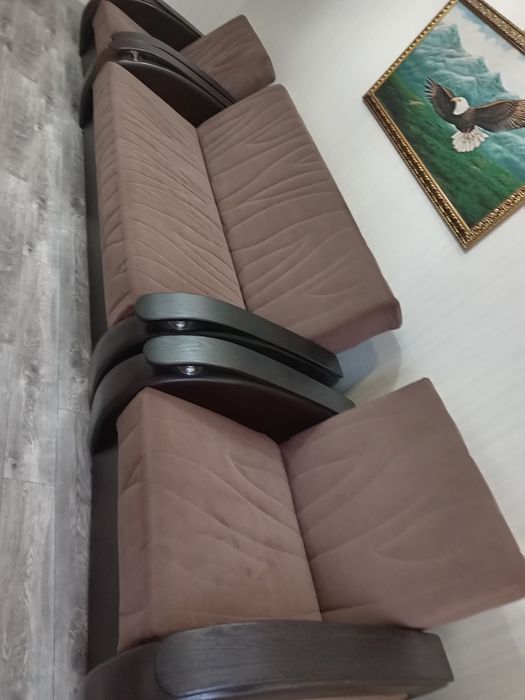 Мягкий уголок диван два кресло