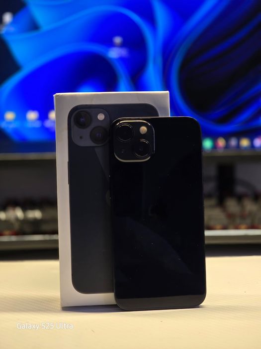 Продам iPhone 13