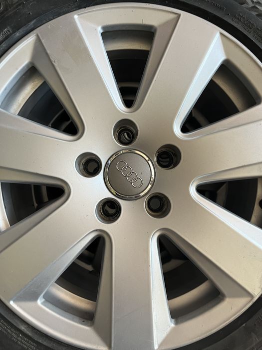 Зимни гуми с джанти 16 цола 5 х 112 за ауди