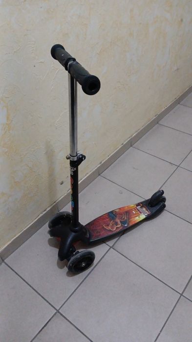 Детский самокат срочно