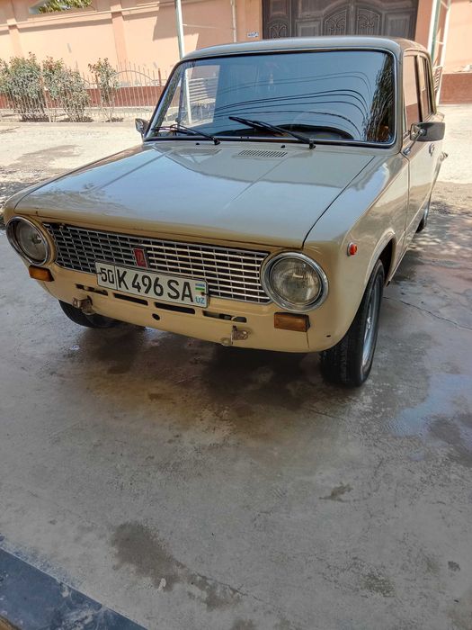 Jiguli 21011 matoriyam 011