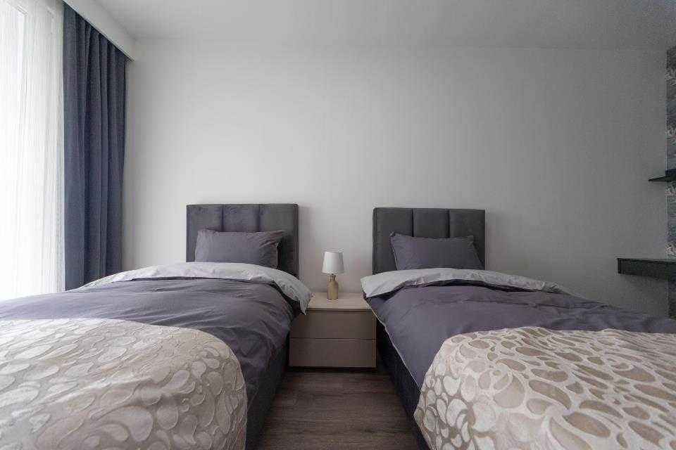 Дава се под наем Тристаен апартамент в София, Дружба 2 - 100 кв.м за 765 € - Снимка #2