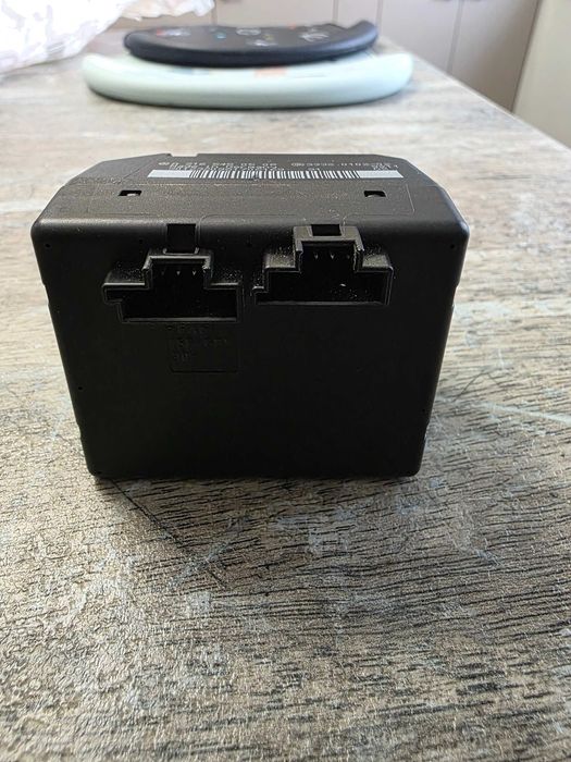 Mercedes w221 s550 2010 гълтач/ старт