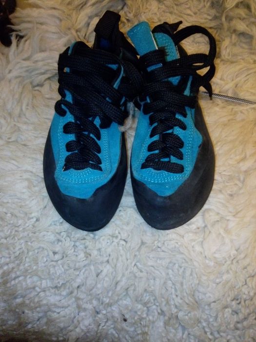 Pantofi de catarat, escaladat, rock climbing