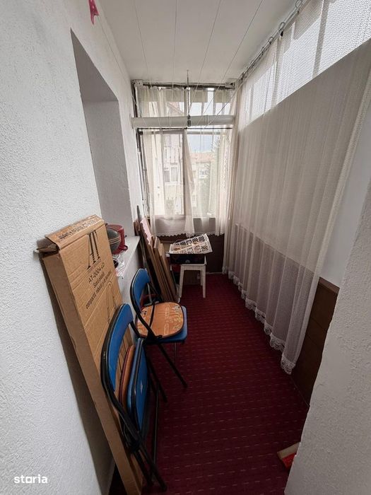 Apartament 3 camere decomandat 70 mp Crângului + Garaj — fotografia 3