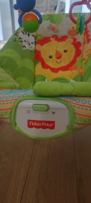 Бебешки шезлонг с играчки