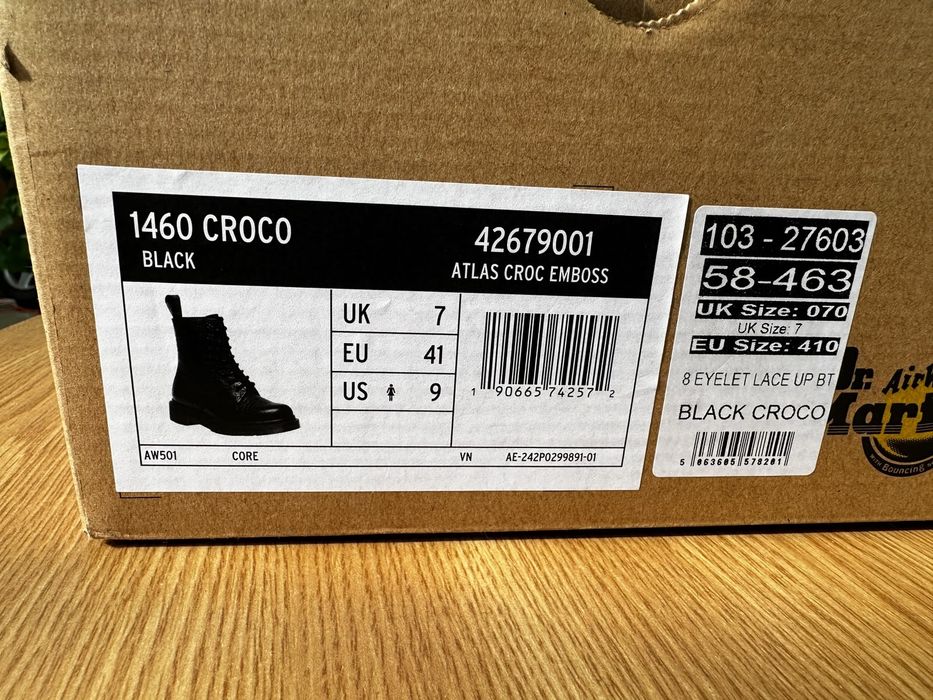 Dr. Martens 1460 Croc Emboss Leather Boots 40
Croc Emboss Leather Boots
Croc Emboss Leather Boots
Croc Emboss Leather Boots