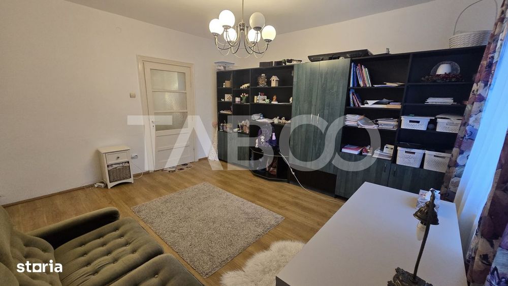 Apartament 3 camere decomandate de inchiriat balcon curte Lazaret