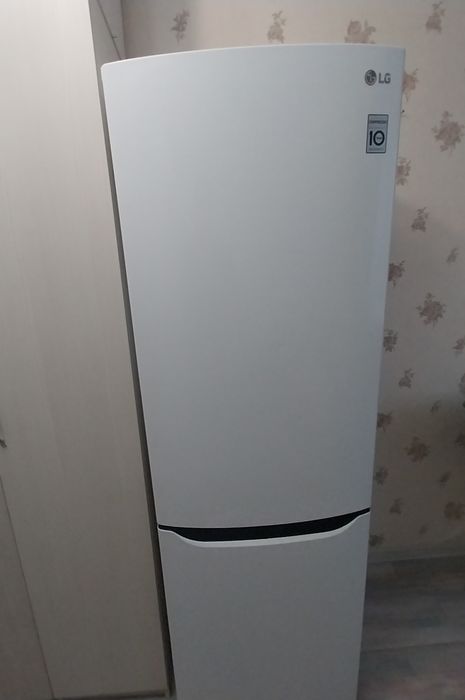 Продам холодильник  LG нофрост
