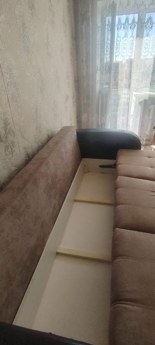 Продам диван в хорошем состоянии