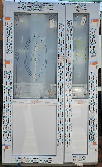 Uși duble din PVC cu sticla TERMOPAN (in stoc si pe comanda)
