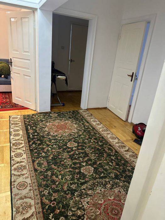 Продаётся квартира в центре 90кв