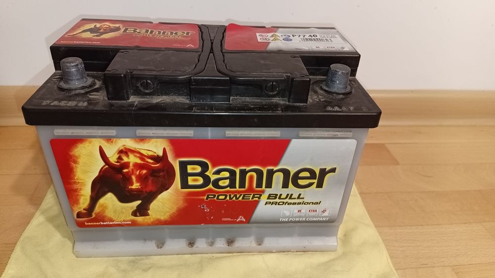 Акумулатор Banner Power Bull 77Ah 700A (EN)