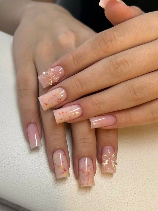 Наращивание ногтей