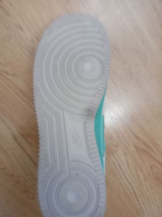 Зимние кроссовки