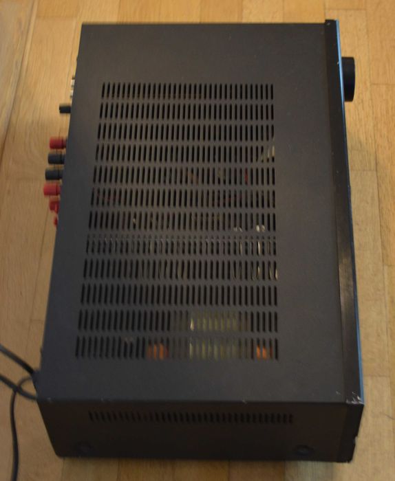 Усилвател/Ресийвър DENON AVR 900-ТРАНЗИСТОРЕН