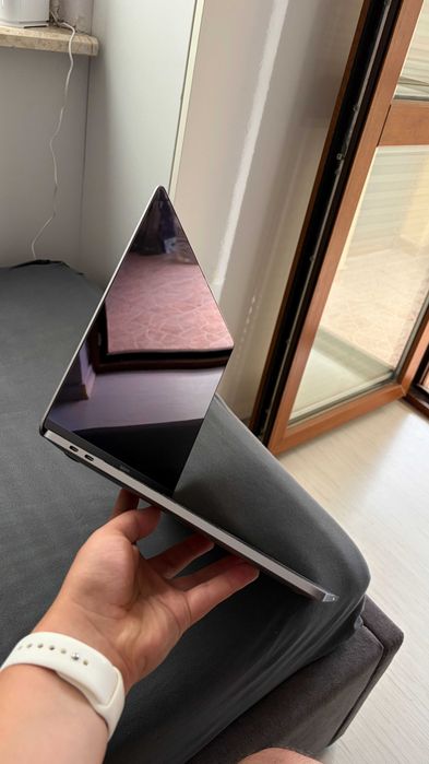 Apple MacBook Pro 15” (2019) | i9 8-Core | 32GB RAM | 512GB SSD | Radeon Pro 560X