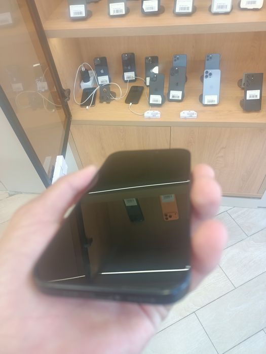 iPhone 15 128 Гб