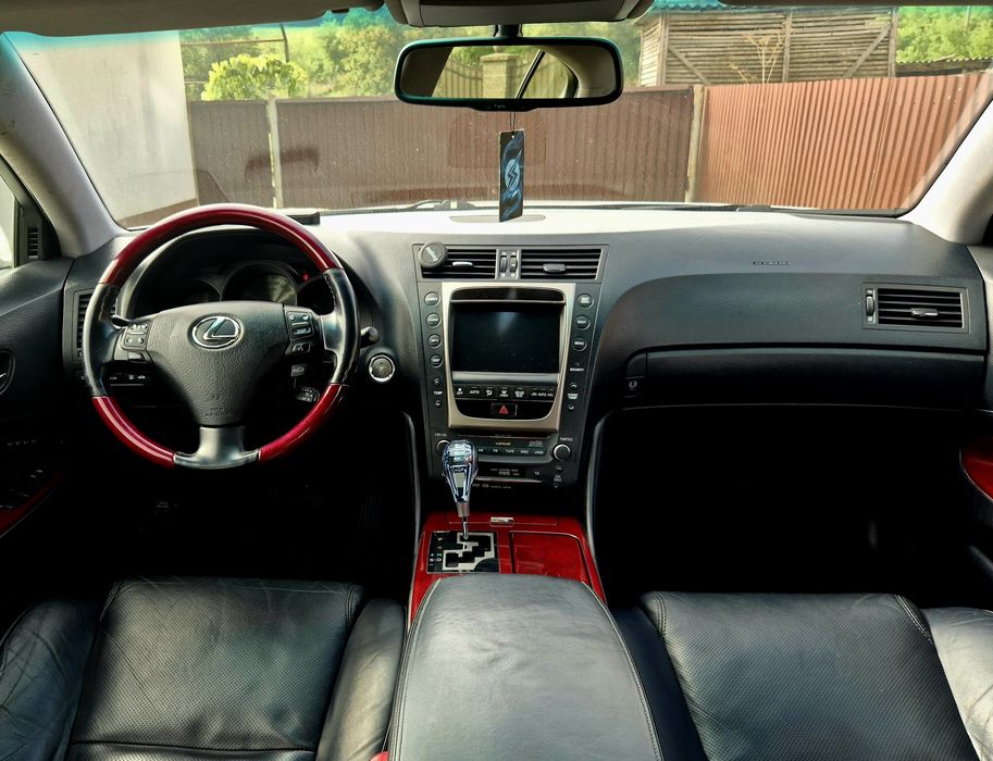 Lexus GS450h baterie schimbată
