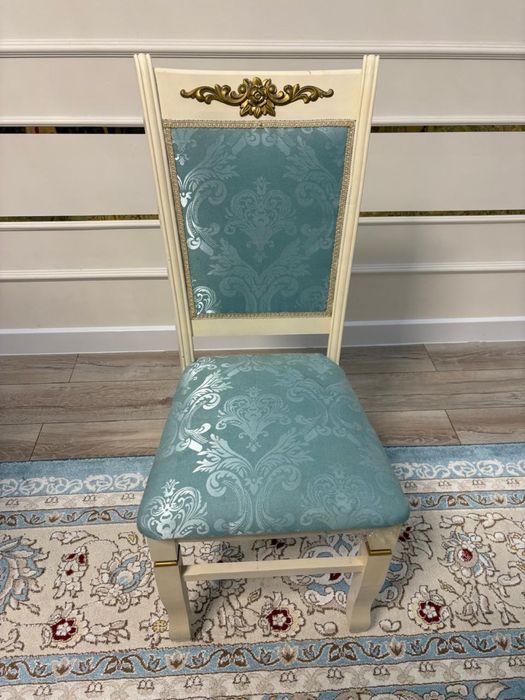 Продается стулья