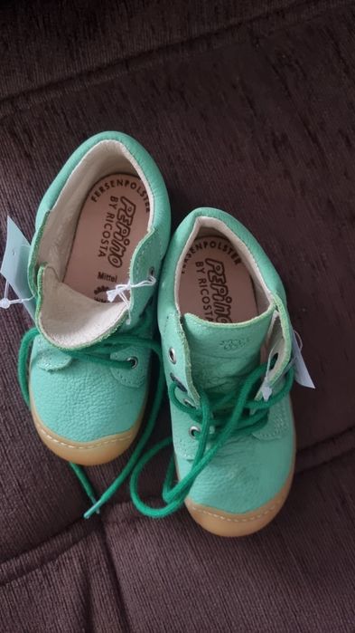 Vând ghetuțe noi primii pasi Pepino by RIcosta mărimea 23.