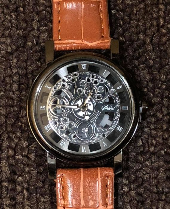 Мъжки часовник прозрачен циферблат