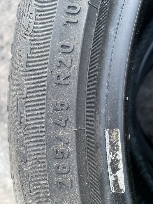 Продам комплект шины на R20