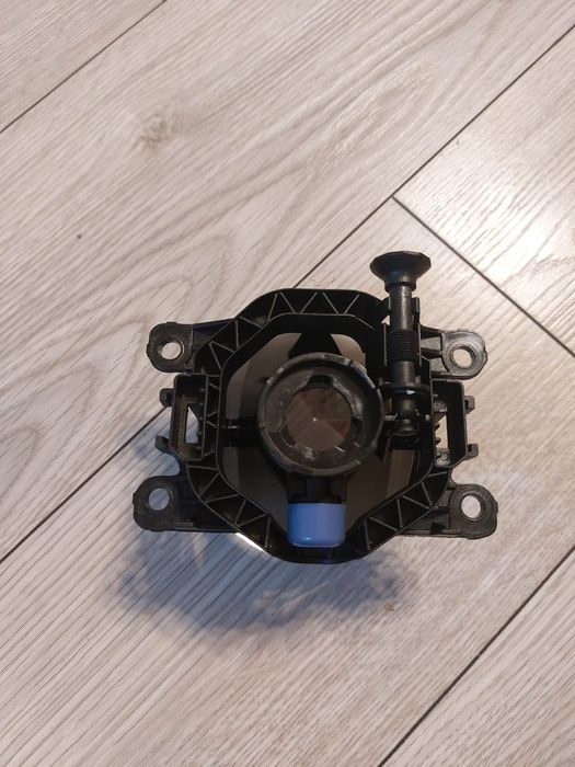 Vand Proiector Ceata Dreapta Valeo Dacia Sandero 2 2016-044847