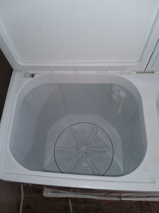 Kir moshina sotiladi 9 KG