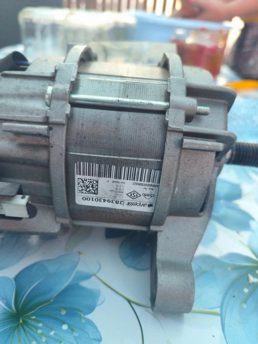 Motor mașină spălat artic