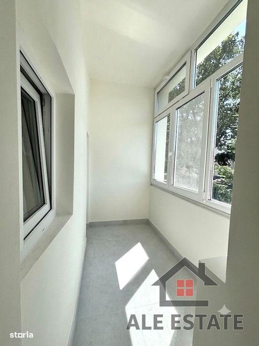 Ap. renovat 2 camere decomandate,et.1,60 mp,Centru-Turda|Garaj+ 2 Boxe