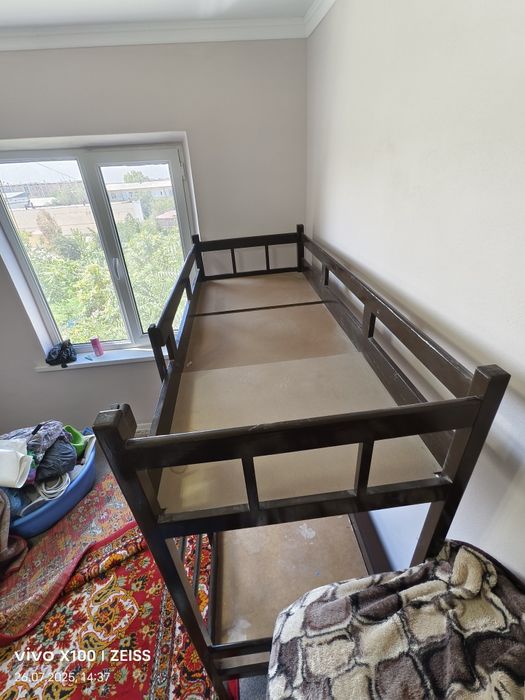 Детский двухярусний  спальный  зудлик  билан  сотилади