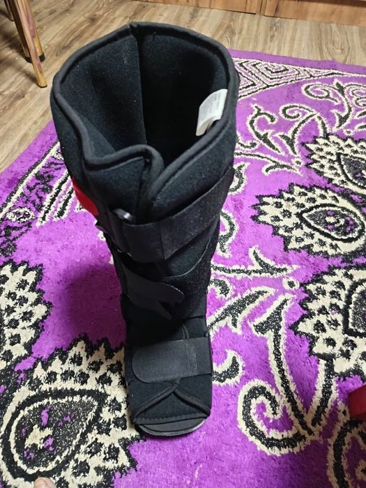 Orteza nouă nefolosită