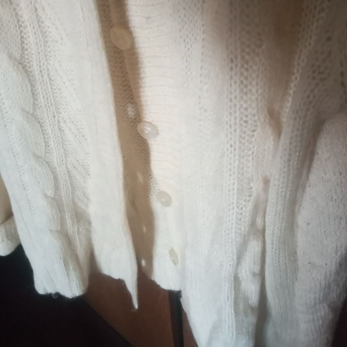 Женская дублёнка,кофты и стельки.