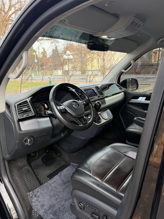 Volkswagen Multivan 2017.тоза