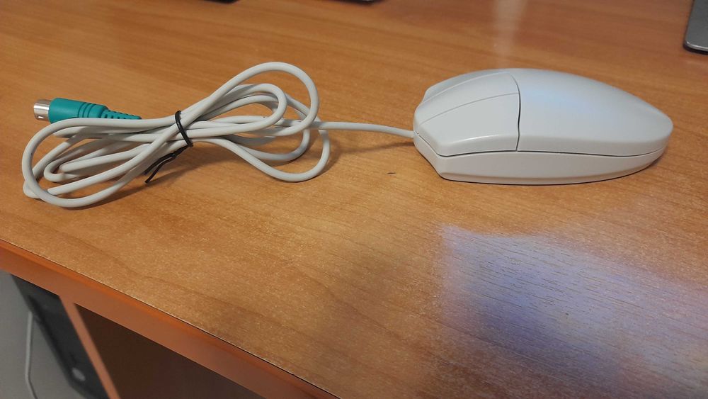 Ретро компютърна мишка
