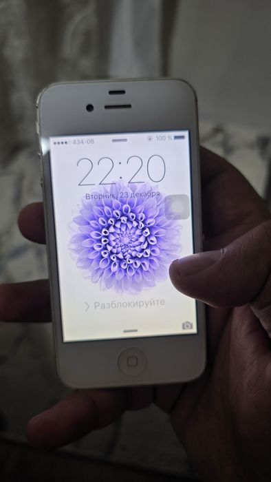 Iphone 4s 16gb белого цвета